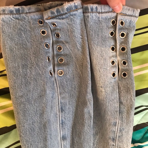 Levi’s 501® Original Cropped Jeans
WATERLESS - Picture 5 of 6
